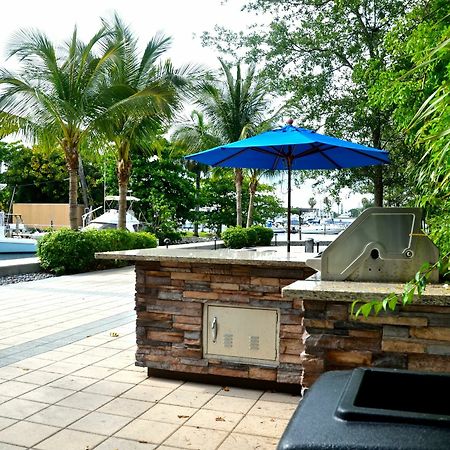 Riviera Luxury Living At River Oaks Marina And Tower Miami Buitenkant foto