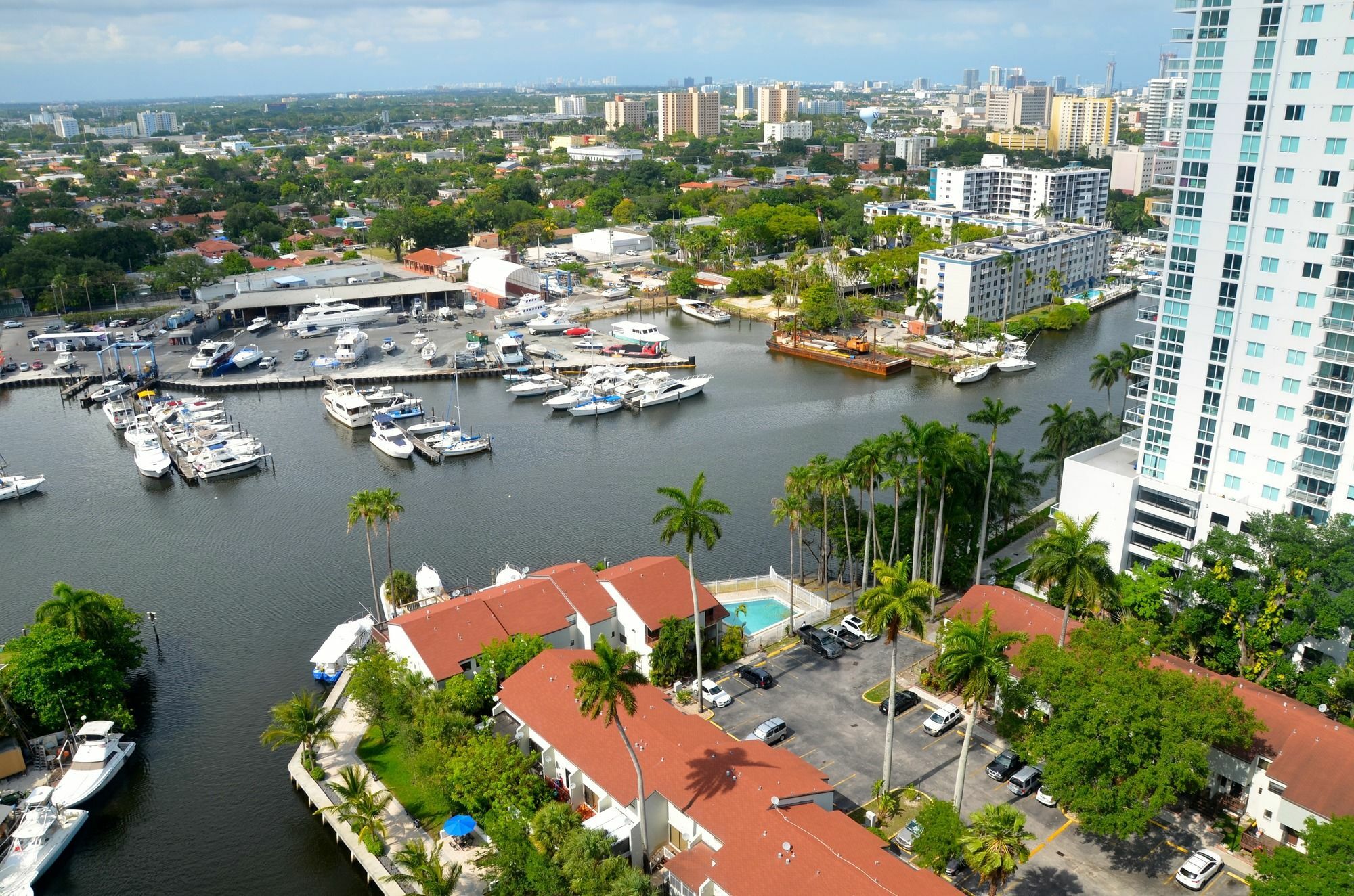 Riviera Luxury Living At River Oaks Marina And Tower Miami Buitenkant foto
