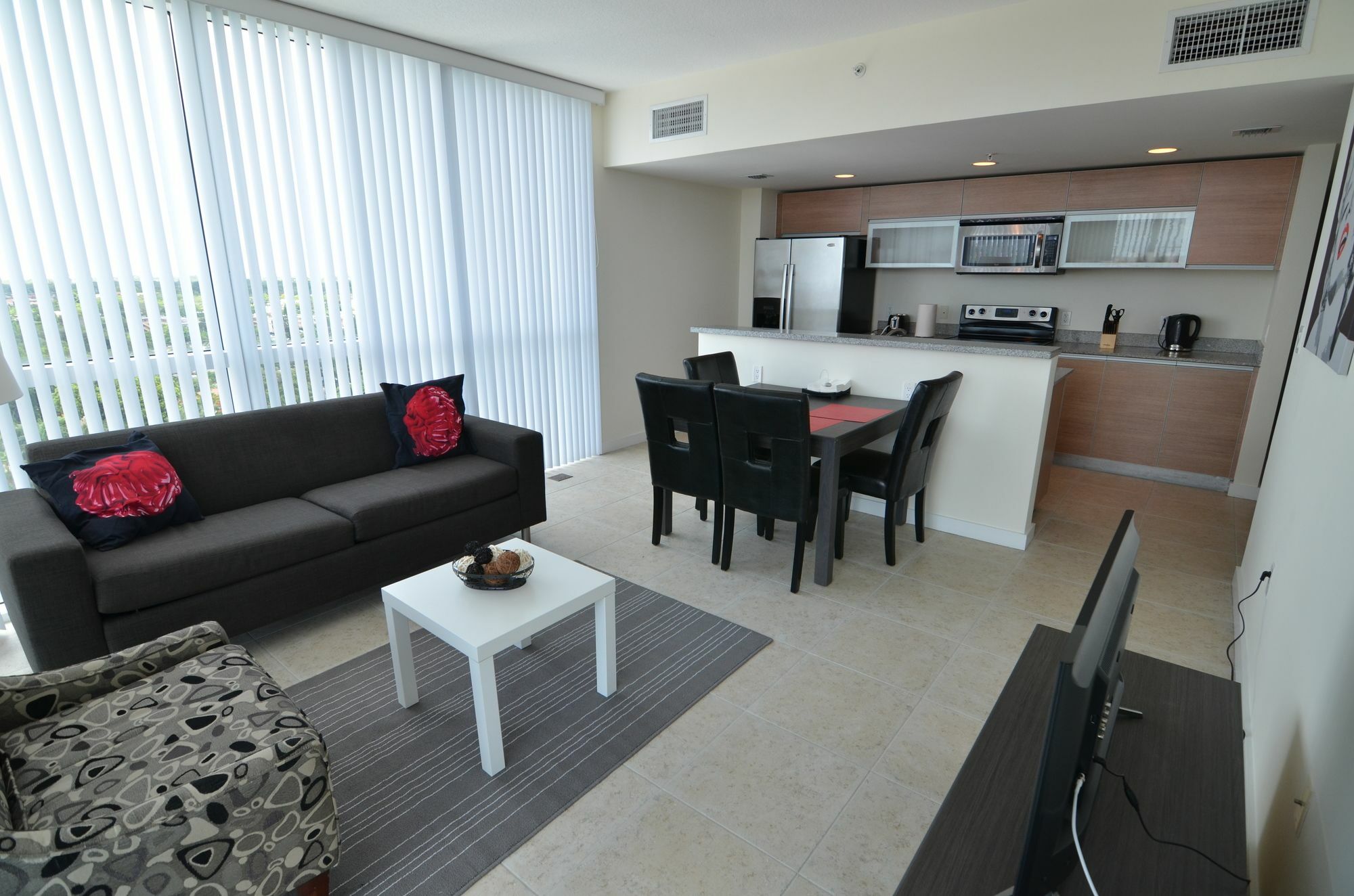 Riviera Luxury Living At River Oaks Marina And Tower Miami Buitenkant foto